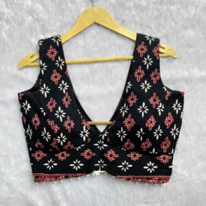 Black Motif V-neck Cotton Blouse