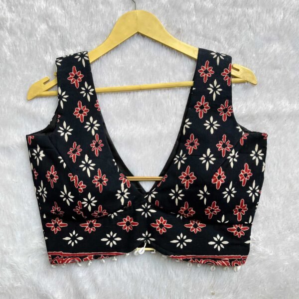 Black Motif V-neck Cotton Blouse