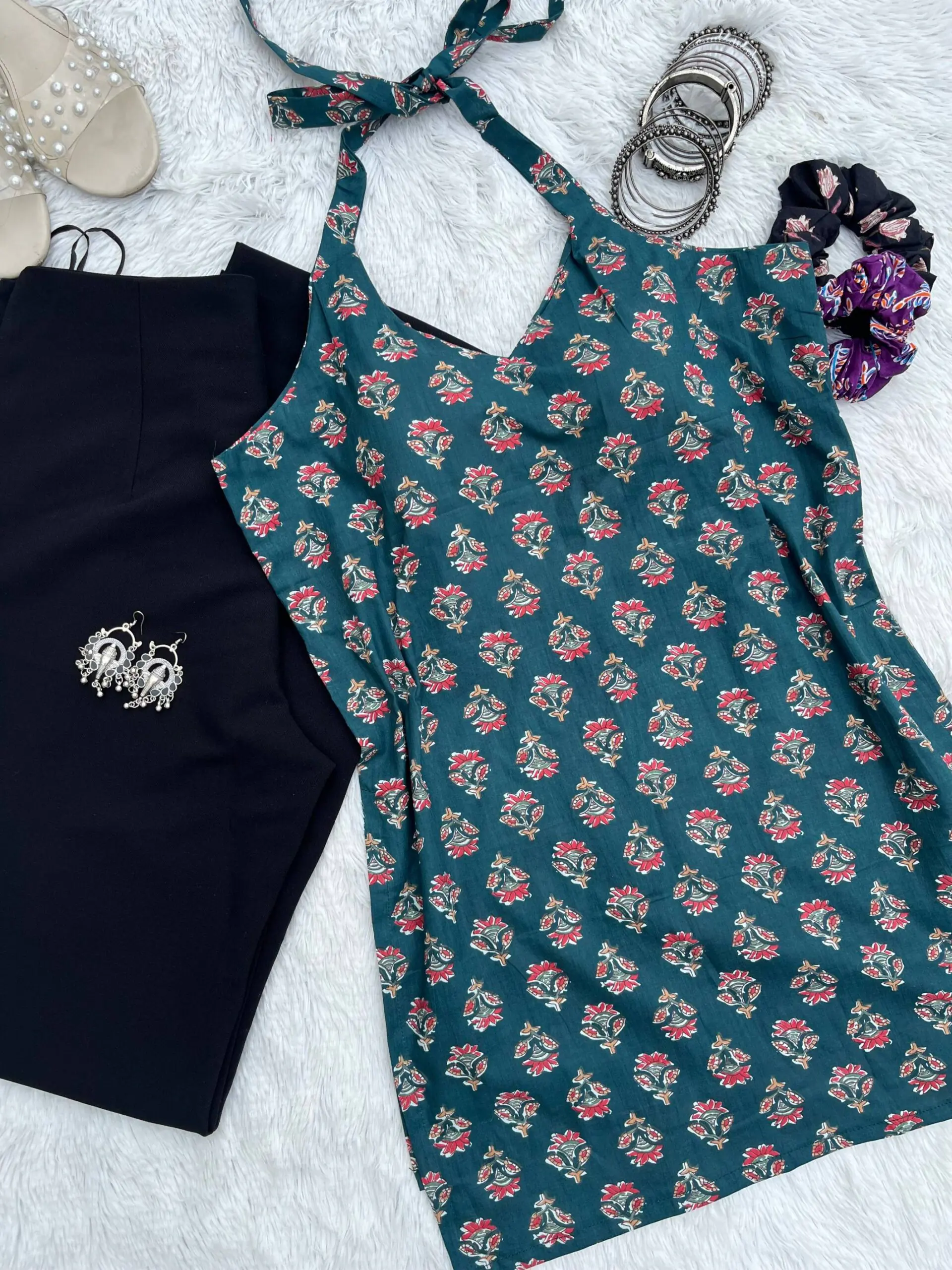 Green Halter Neck Back Criss Cross Cotton Kurti